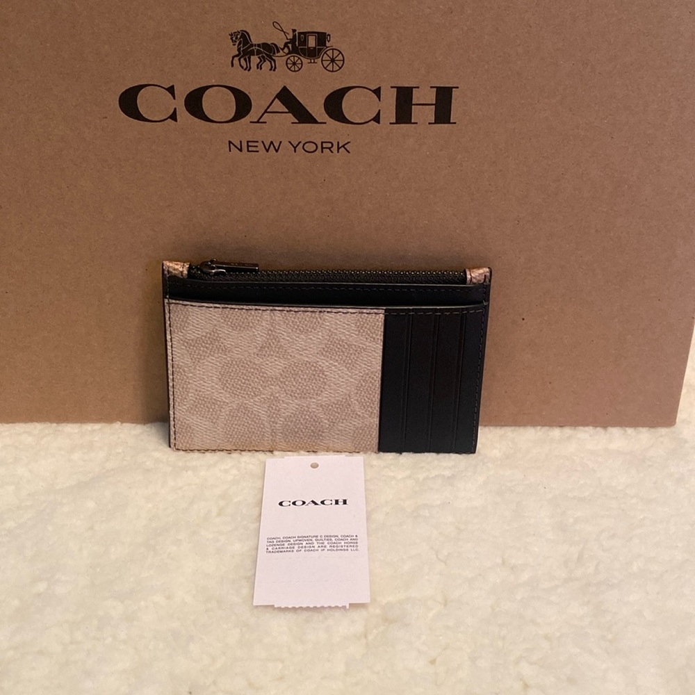 Coach Black and Cream Credit Card Holder